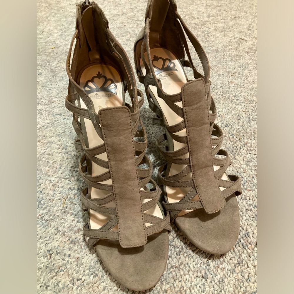 Fergalicious sandals - size 8.5